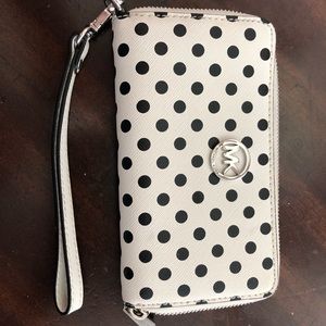 Michael Kors wristlet